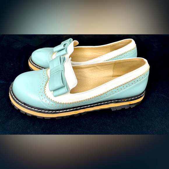 Source Unknown Shoes - Womens Mary Jane Oxford 2 Tone Wingtip w/ Bow Loafer Shoes Size 6 US Blue White